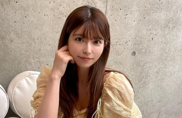 上原亜衣ポートレート